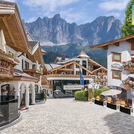 ホテル Wellnessresort Und Kaiserjuwel Seiwald 4 Stern Superior Going am Wilden Kaiser
